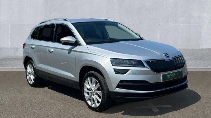 Brilliant silver Used 2020 Skoda Karoq SE SUV | £14,995 (Good price) - Image 1/4