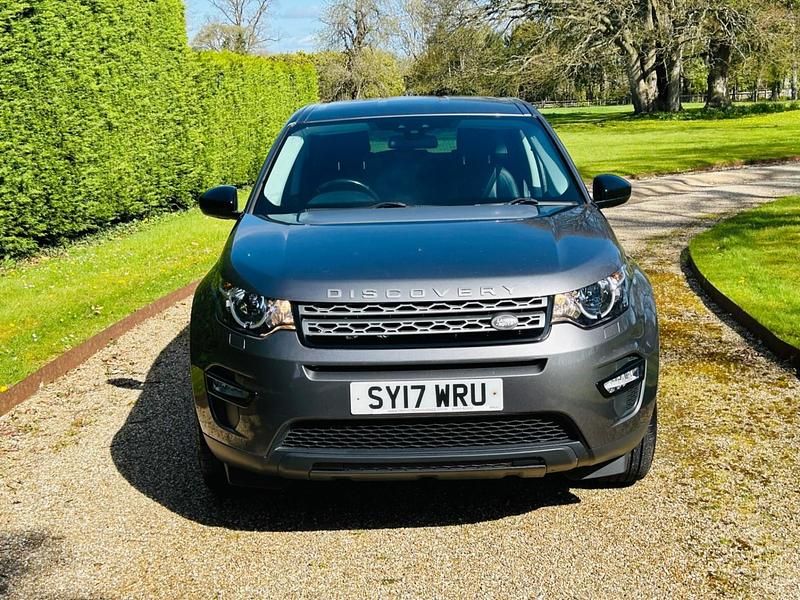 Second-hand Land Rover Discovery Sport Pure 150 CP (110 kW) 2017 Gri SUV
