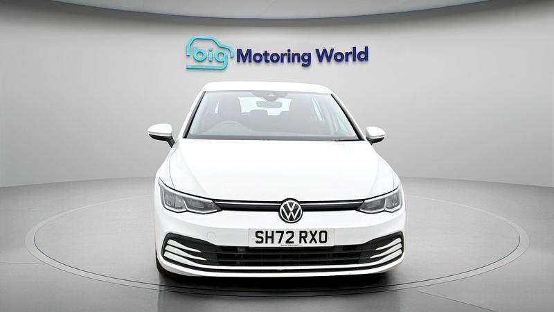 Used VW Golf VIII S 131 HP (96 kW) 2023 White Hatchback
