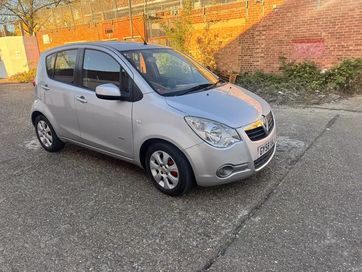 Used Vauxhall Agila Design Edition 2008 Silver MPV