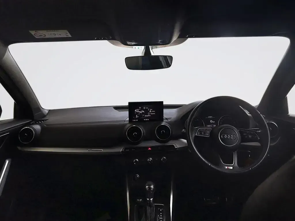 Used Audi Q2 S-Line 150 HP (110 kW) 2020 Black SUV