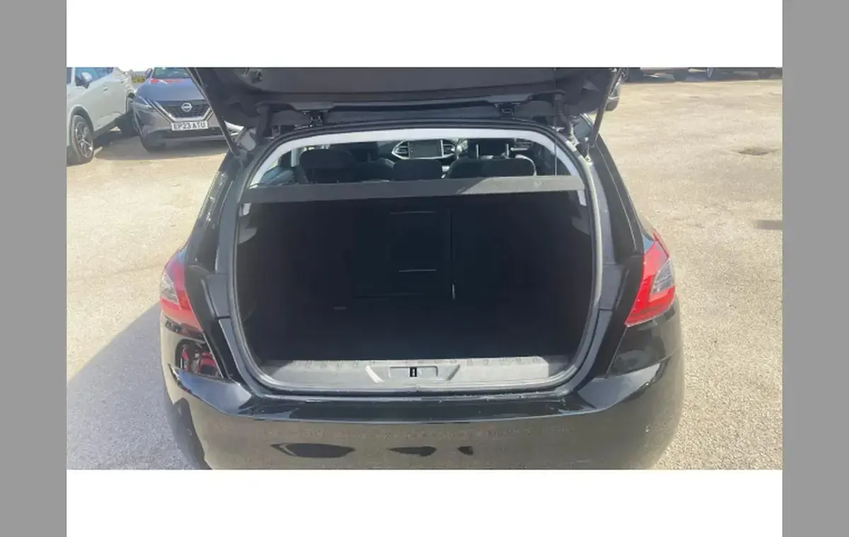Used Peugeot 308 Allure 131 HP (96 kW) 2017 Black Hatchback