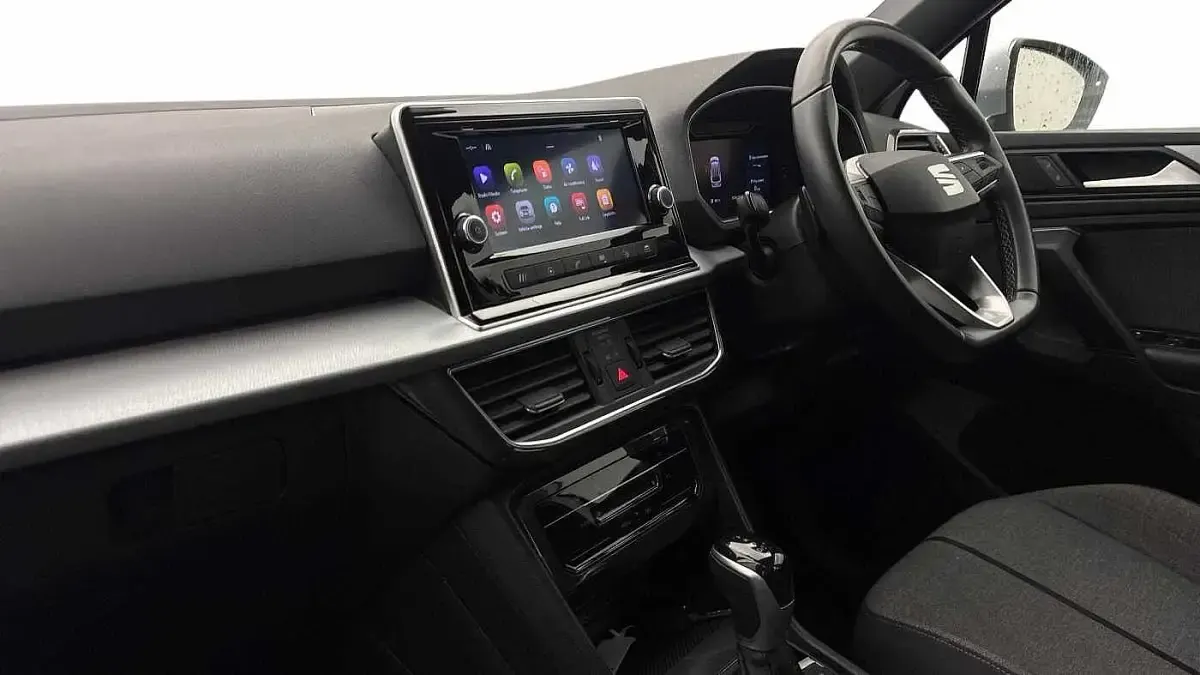 Used Seat Tarraco SE 150 HP (110 kW) 2022 Silver SUV