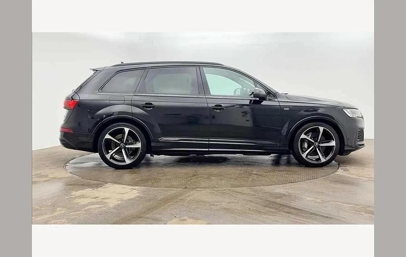 Begagnad Audi Q7 Black Edition 334 HK (245 kW) 2021 Svart SUV