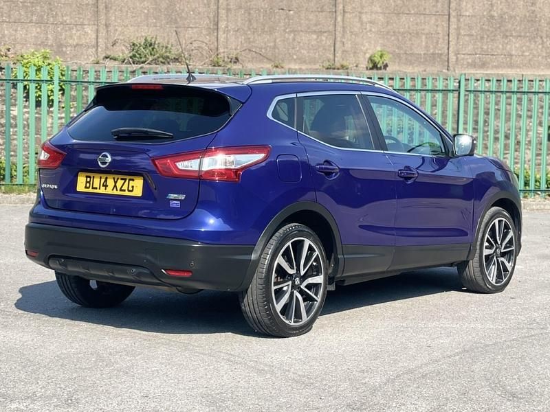 Used Nissan Qashqai Tekna 110 HP (80 kW) 2014 Blue SUV