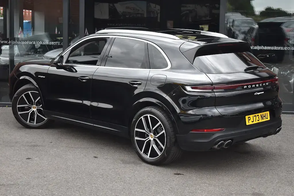 Used Porsche Cayenne 2023 Chromite black SUV