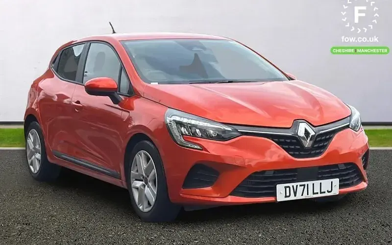 Used Renault Clio Play 90 HP (66 kW) 2021 Hatchback