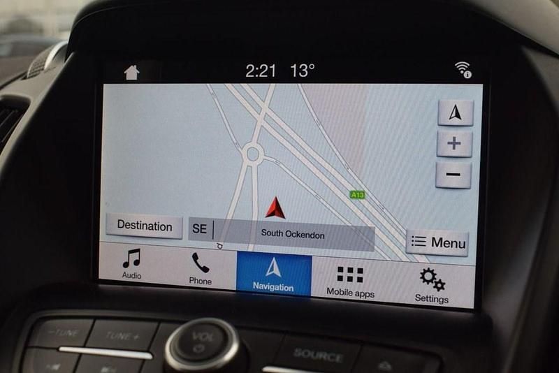 Used Ford Kuga Titanium 120 HP (88 kW) 2019 White SUV