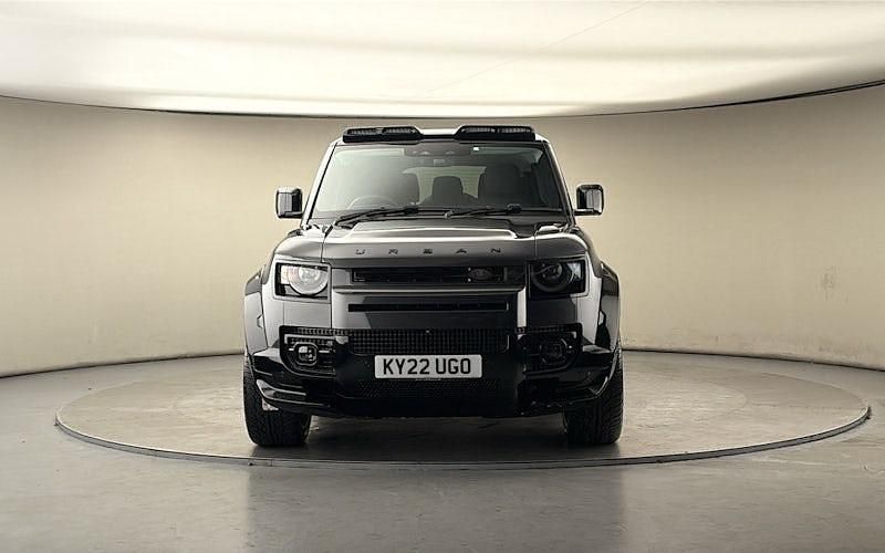 Used Land Rover Defender HSE 300 HP (220 kW) 2024 SUV