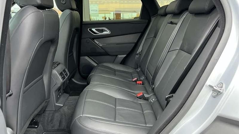 Used Land Rover Range Rover Velar SE Dynamic 300 HP (220 kW) 2024 Hakuba silver SUV