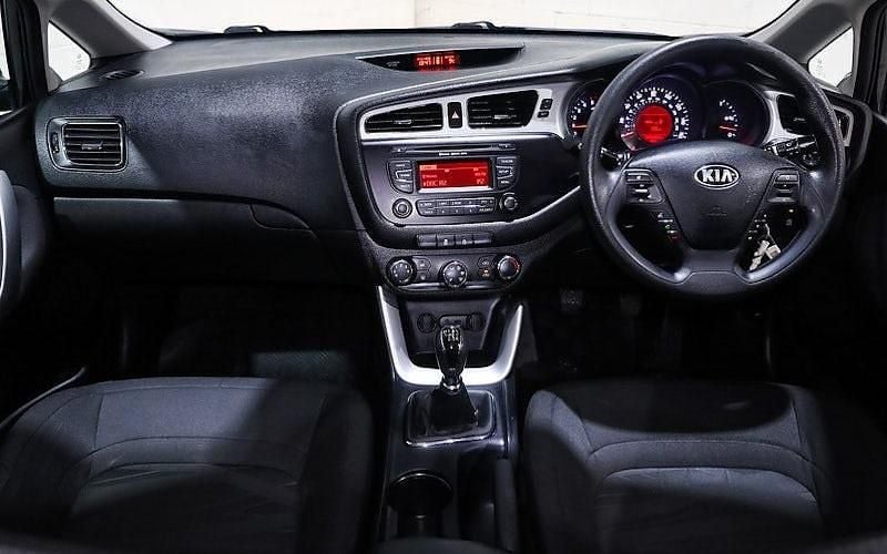 Used Kia Ceed Sportswagon 90 HP (66 kW) 2015 Estate