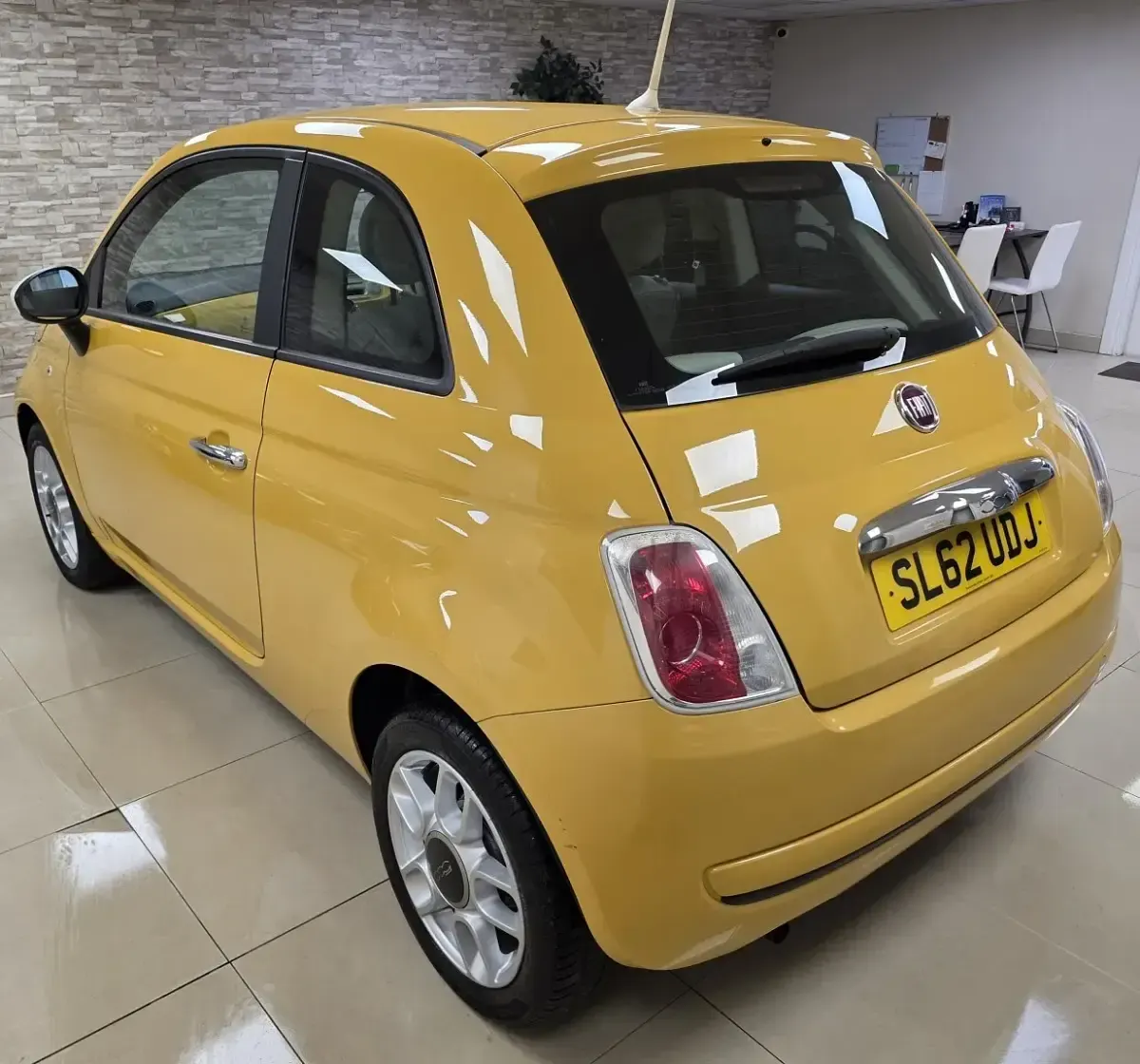 Usado Fiat 500 2012 Amarelo Citadino