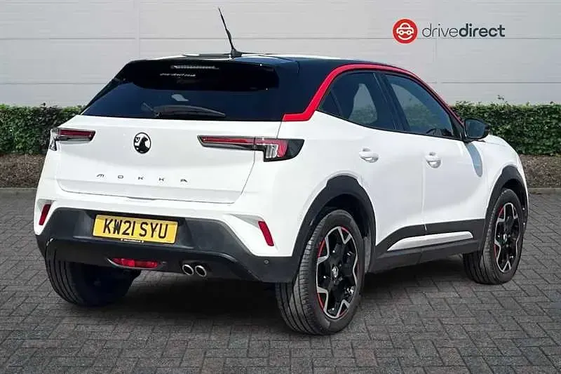 Used Vauxhall Mokka SRi 130 HP (95 kW) 2021 White SUV