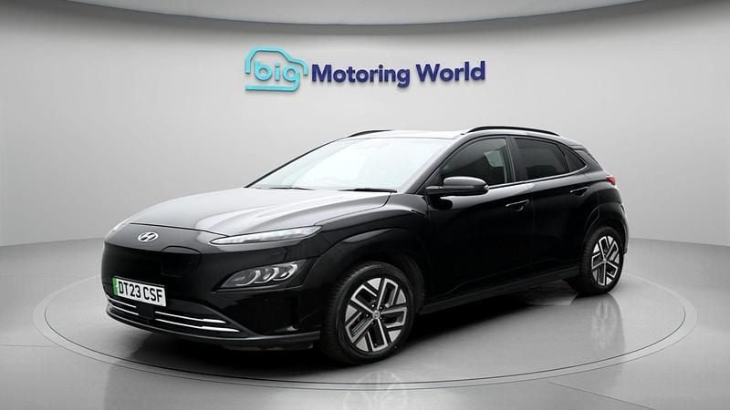 Used Hyundai Kona Premium 100 kW (136 HP) 2022 Black SUV