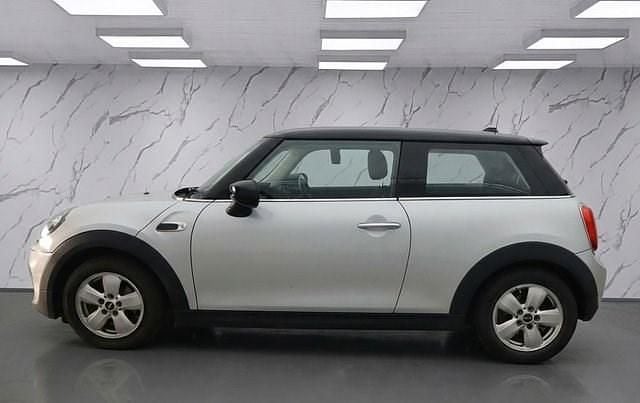 Used Mini Cooper Classic 136 HP (100 kW) 2019 Silver Hatchback