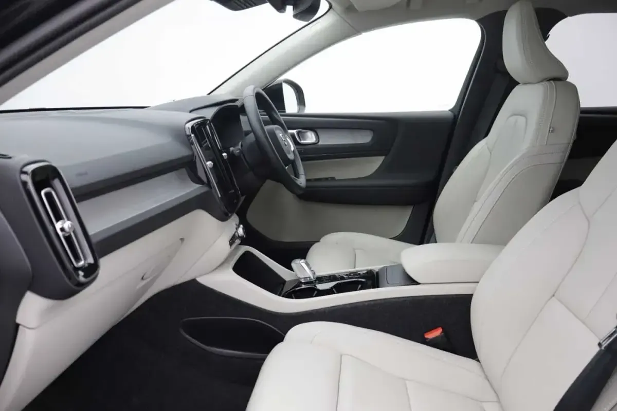Used Volvo XC40 Ultra 161 HP (118 kW) 2026 SUV