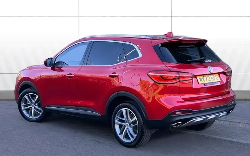 Używany MG HS Exclusive 162 KM (119 kW) 2023 Czerwony SUV