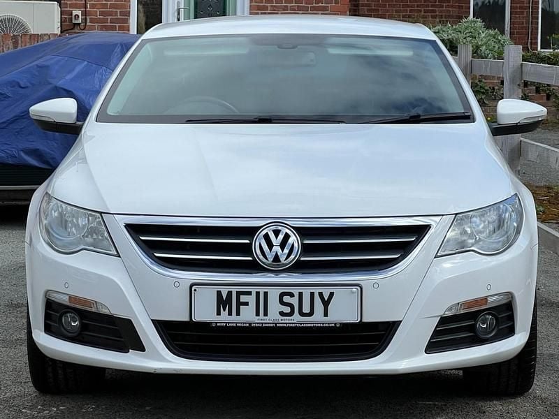 Usado VW Passat GT 140 HP (102 kW) 2011 Branco Coupé
