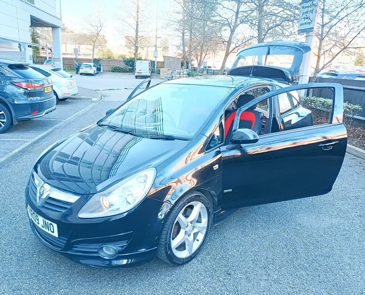 Used Vauxhall Corsa SRi 2009 Black Hatchback