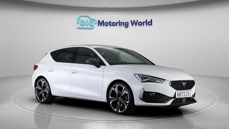 Used Cupra Leon VZ2 245 HP (180 kW) 2023 White Hatchback
