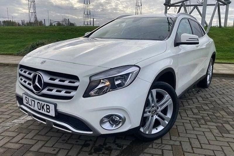 White Used 2017 Mercedes GLA200 SUV | £11,975 (Fair price) - Image 1/1