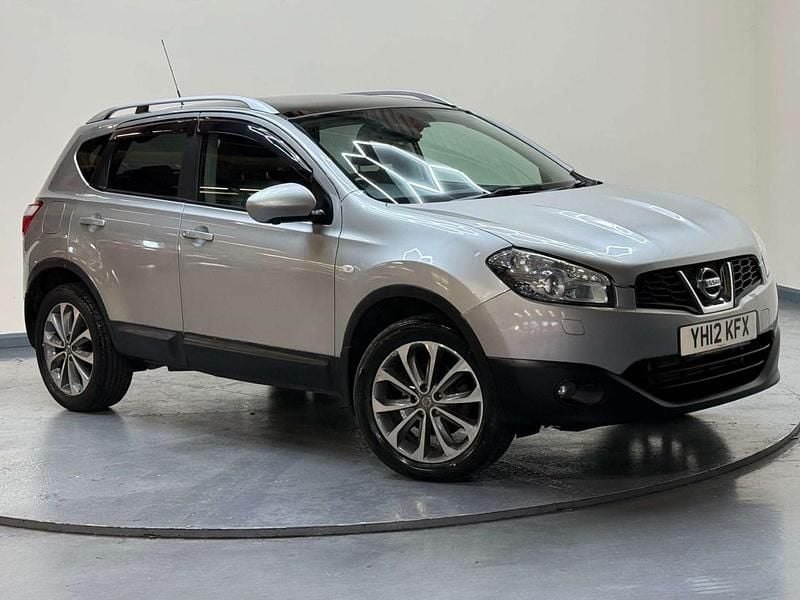 Used Nissan Qashqai Tekna 130 HP (95 kW) 2012 Silver SUV