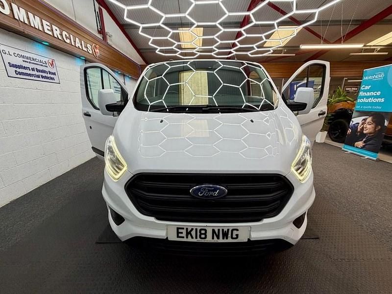 Used Ford Transit Custom Trend 2018 White Van