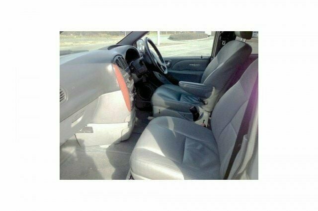 Used Chrysler Grand Voyager 148 HP (108 kW) 2006 MPV