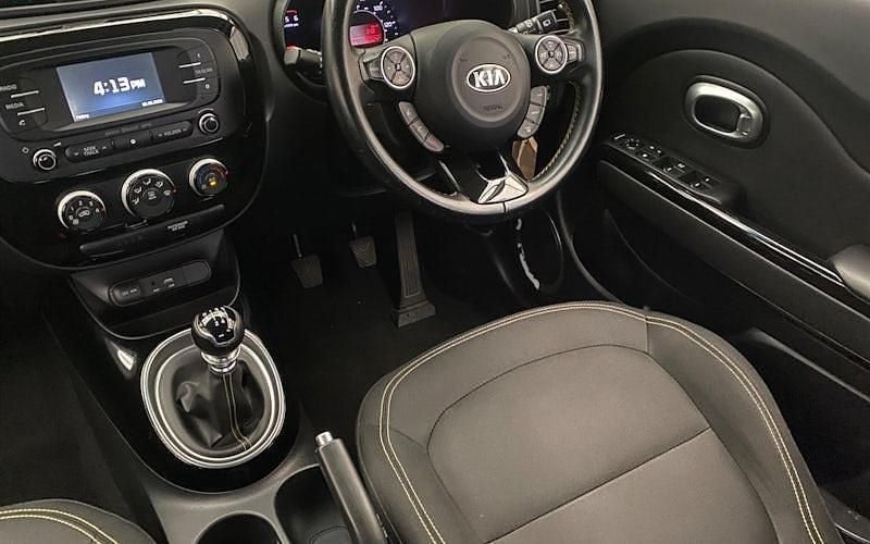 Used Kia Soul 136 HP (100 kW) 2015 White SUV