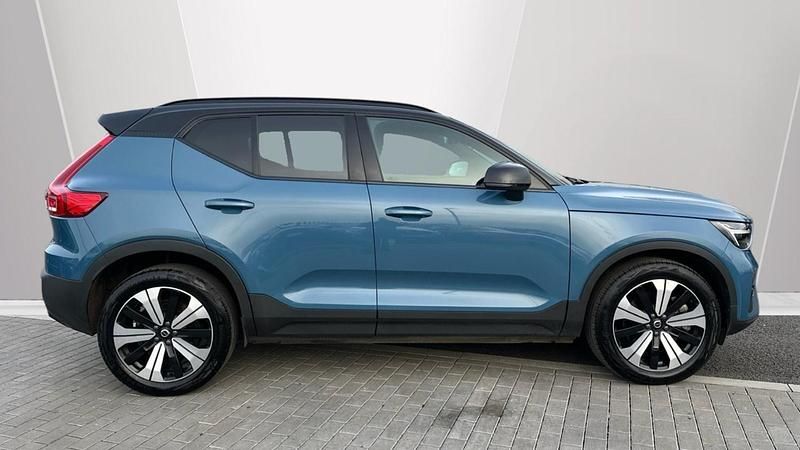 Used Volvo XC40 Plus 185 kW (252 HP) 2022 Blue SUV