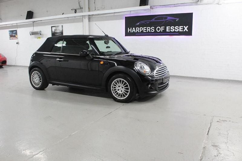 Black Used 2014 Mini Cooper Cabriolet Cabriolet | £3,995 (Fair price) - Image 1/3