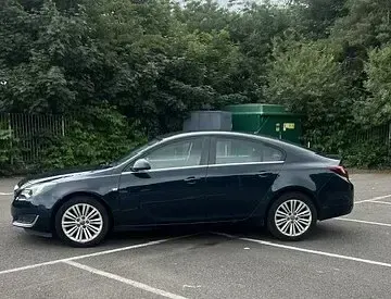 Used Vauxhall Insignia 2013 Green Hatchback