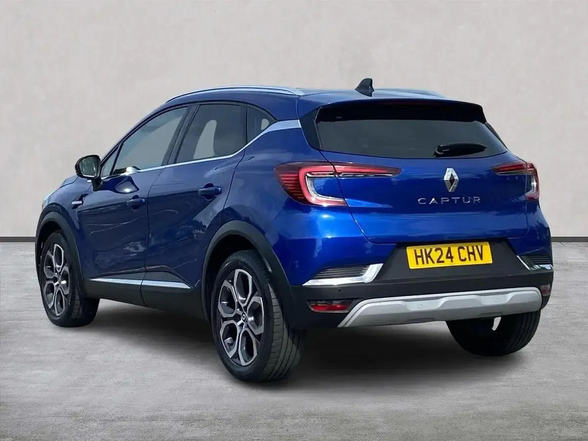 Used Renault Captur Techno 90 HP (66 kW) 2024 Blue SUV