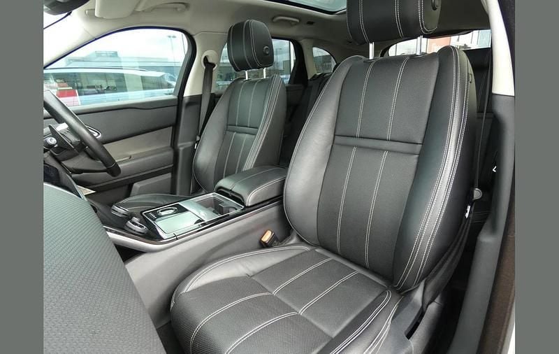 Used Land Rover Range Rover Velar SE 177 HP (130 kW) 2019 Silver SUV