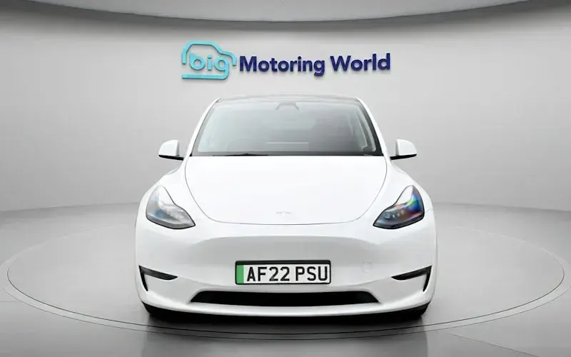 Used Tesla Model Y Long Range AWD 286 kW (389 HP) 2025 SUV