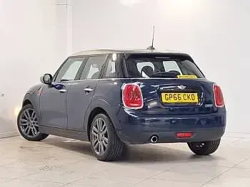 Used Mini Cooper Seven 136 HP (100 kW) 2017 Blue Hatchback