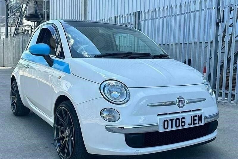 White Used 2013 Fiat 500 Lounge Hatchback | £4,895 (Fair price) - Image 1/1