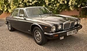 Used Jaguar XJ12 287 HP (211 kW) 1988 Others Sedan