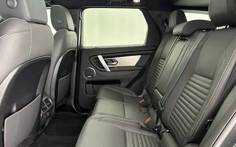 Used Land Rover Discovery 5 HSE Dynamic 204 HP (150 kW) 2024 SUV
