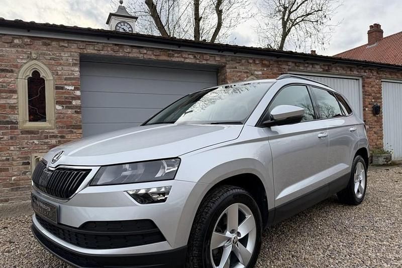Used Skoda Karoq SE 116 HP (85 kW) 2019 Silver SUV