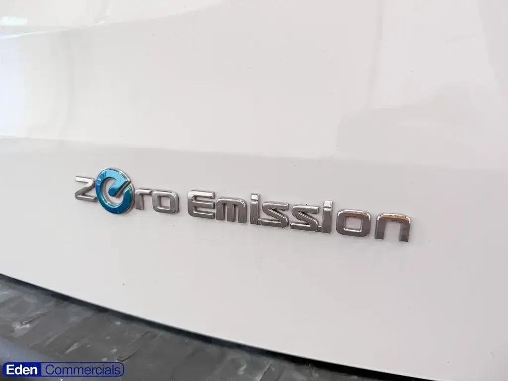 Used Nissan Townstar Acenta 89 kW (122 HP) 2023 White Van