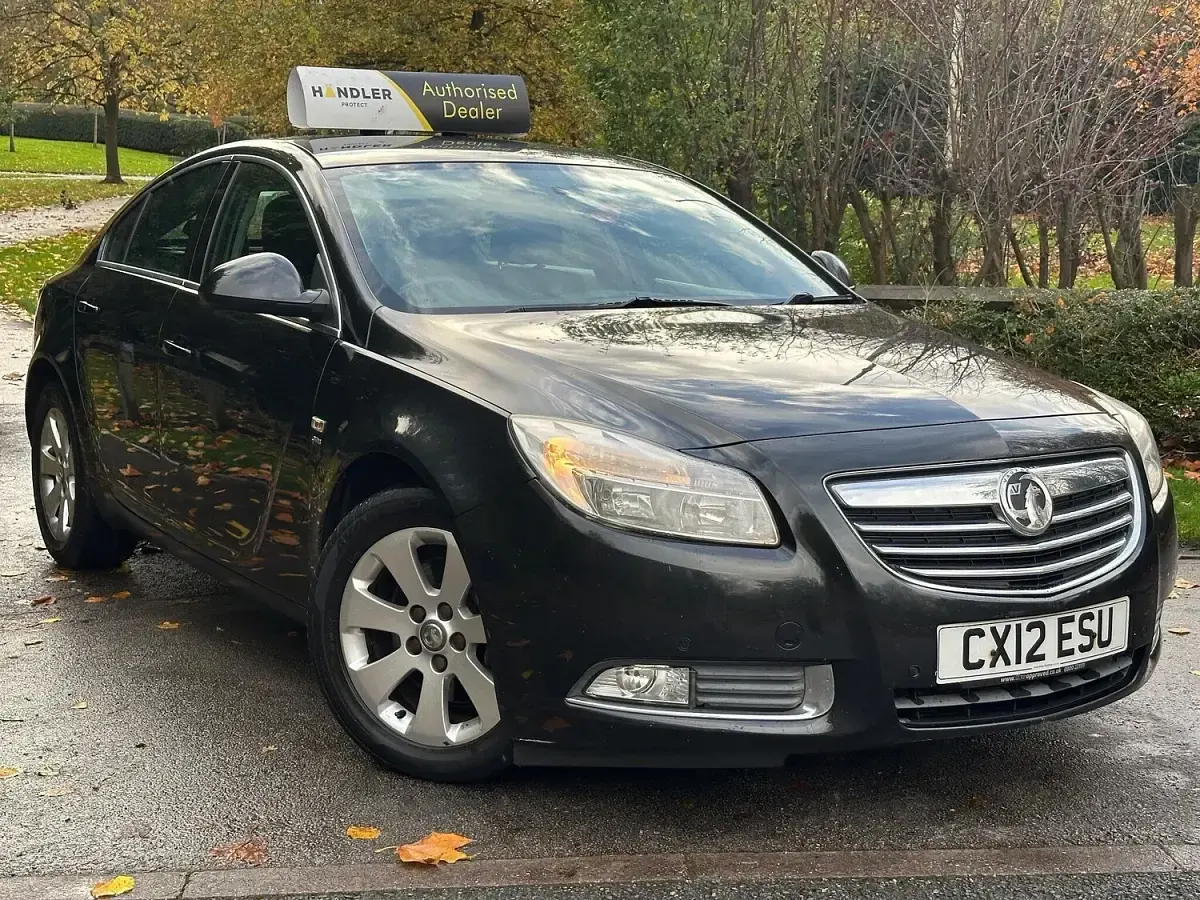 Used Vauxhall Insignia SRi 160 HP (117 kW) 2012 Black Hatchback