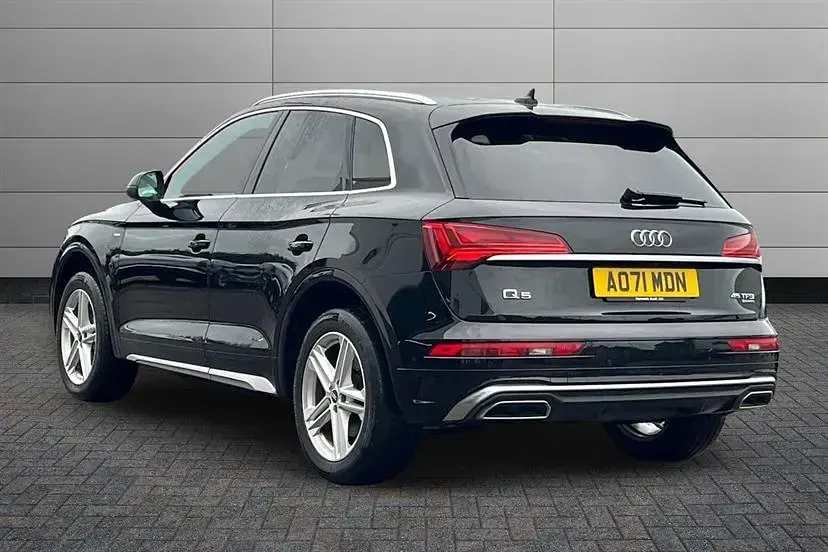 Used Audi Q5 S-Line 265 HP (194 kW) 2021 Black SUV