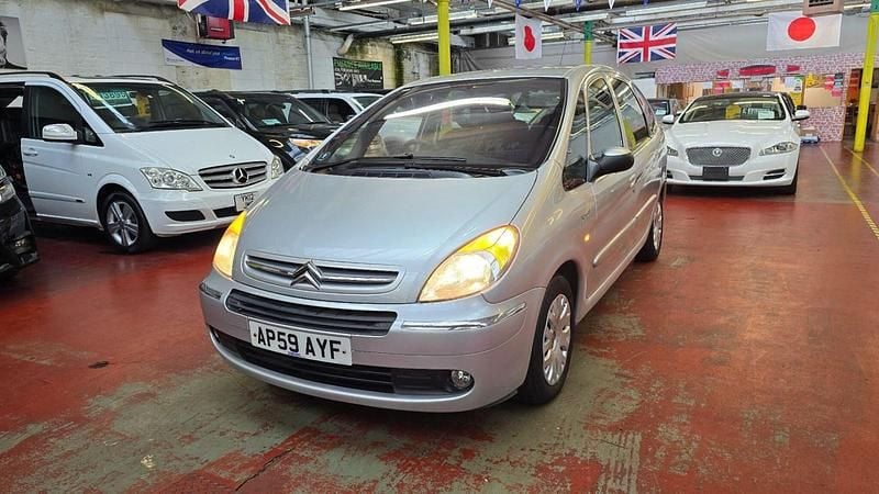 Used Citroën Xsara Picasso 2010 Silver MPV