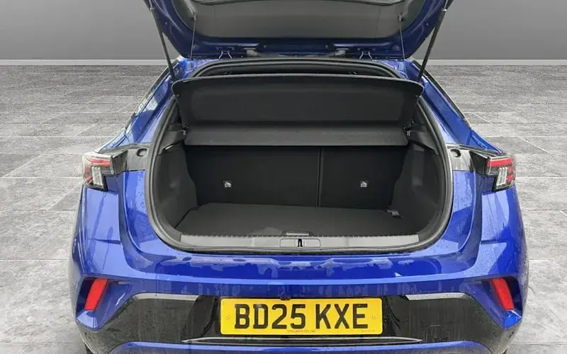 Used Vauxhall Mokka Ultimate 136 HP (100 kW) 2025 Blue SUV