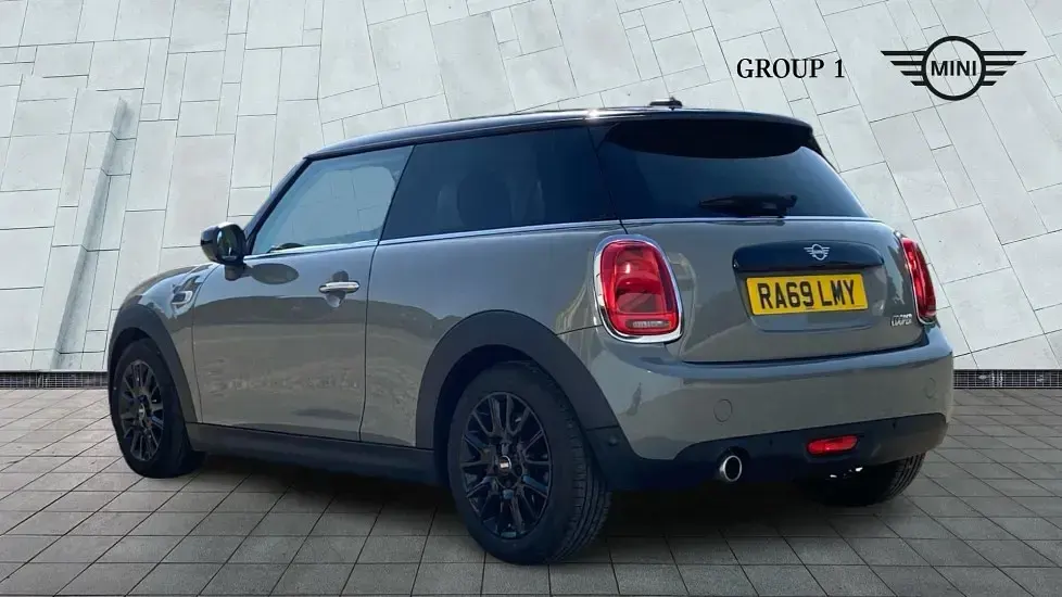 Used Mini Cooper Classic 134 HP (98 kW) 2019 Grey Hatchback