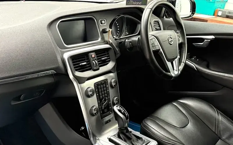 Usado Volvo V40 Pro 152 CV (111 kW) 2019 Utilitario