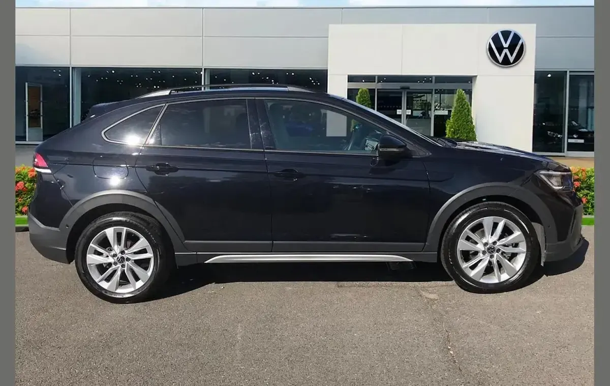 Begagnad VW Taigo Match 115 HK (84 kW) 2025 Svart SUV