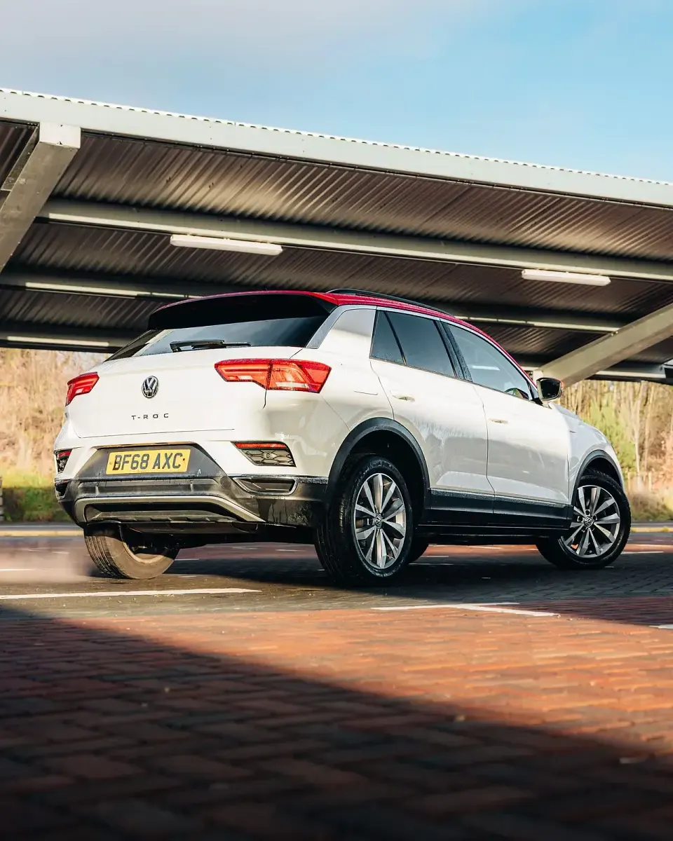 Used VW T-Roc Design 115 HP (84 kW) 2018 White SUV