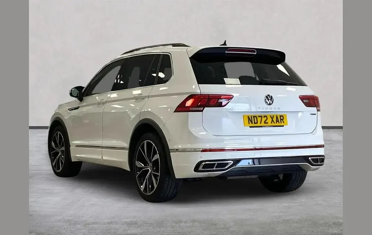 Used VW Tiguan R-line 150 HP (110 kW) 2023 White SUV
